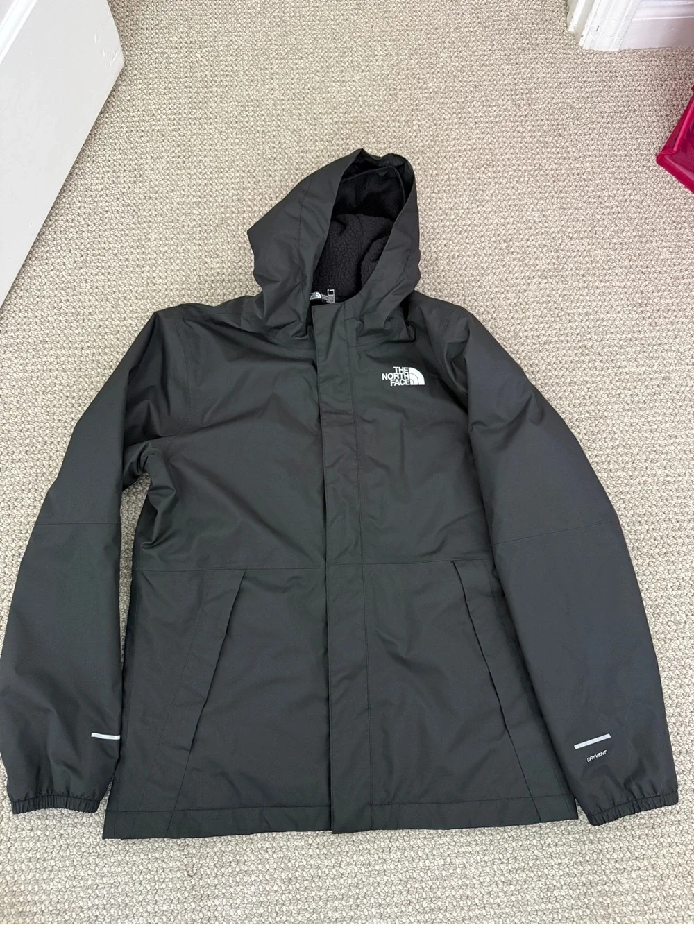 The North Face Teen Boy XL Insulated Fleece-Lined Antora Rain Jacket Black
